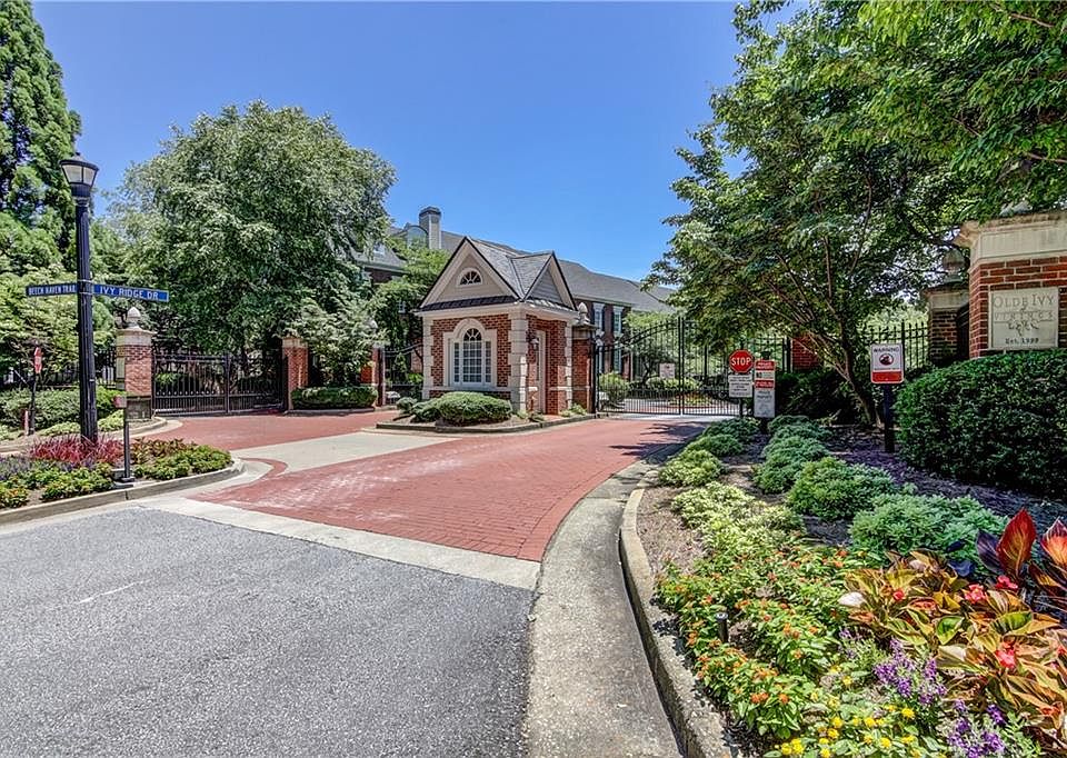 1st image of 4850 Ivy Ridge Dr SE #303