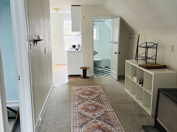 4th image of 2679 Hampshire Rd #3