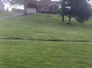 679 Red Hill Rd, Vine Grove, KY 40175