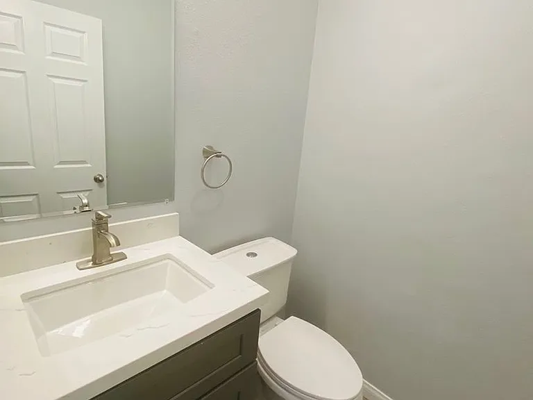 14625 Dickens St #110 — Photo 6