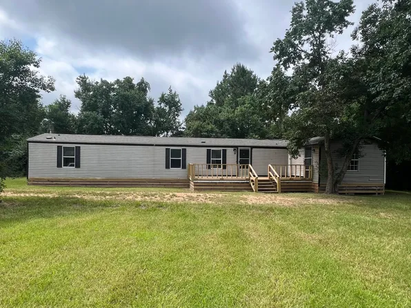 22 J E Brown Dr, Columbia, MS 39429