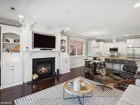 2nd image of 5254 N Ashland Ave APT 2S
