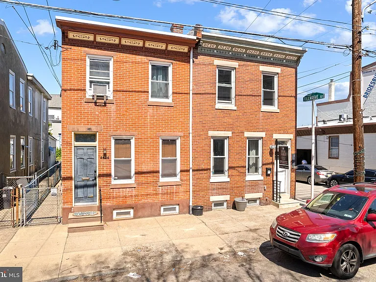 4626 E Thompson St — Photo 31