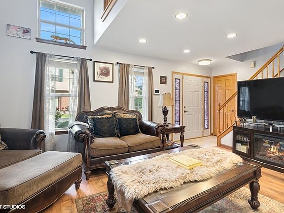 2nd image of 3749 W Glen Dr #1001