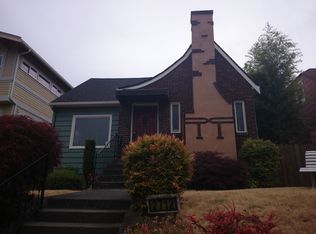 2712 45th Ave SW, Seattle, WA 98116