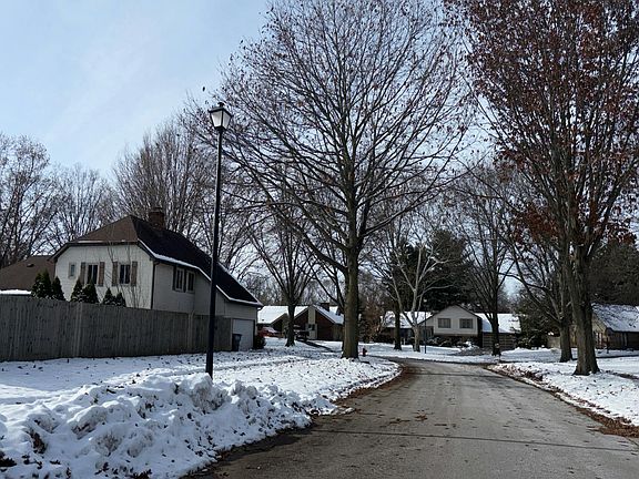 4th image of 2153 Winterset Dr