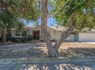 8135 Yolanda Ave, Reseda, CA 91335