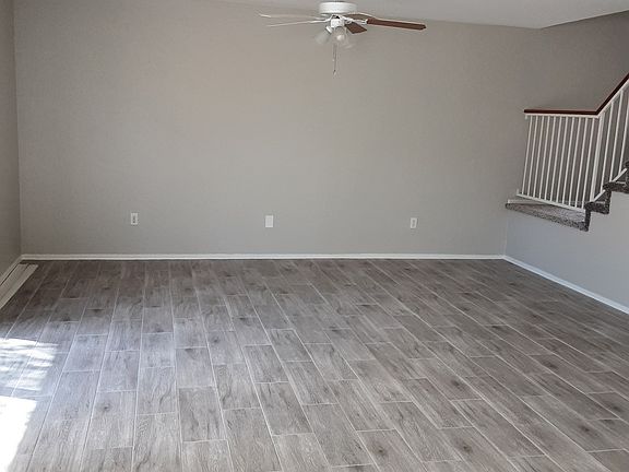 5th image of 1401 E Jasper Dr