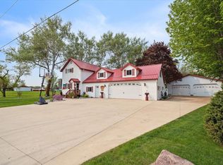 321 High St, Clintonville, WI 54929