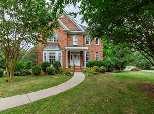 8100 Glengarriff Rd, Clemmons, NC 27012