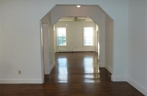 4th image of 22 School St #1
