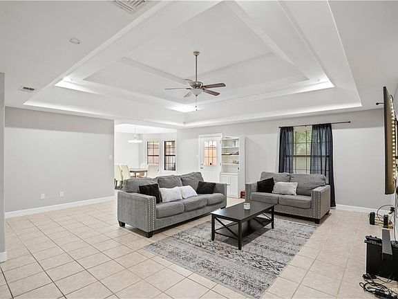 4th image of 6504 N 32nd St