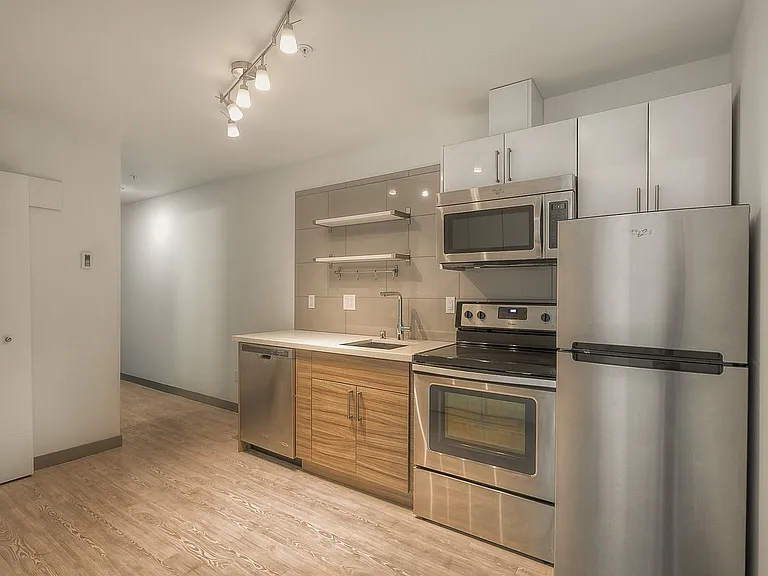 Helene Apartments — Photo 62