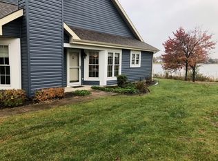 1088 Ridgefield Cir, Carol Stream, IL 60188