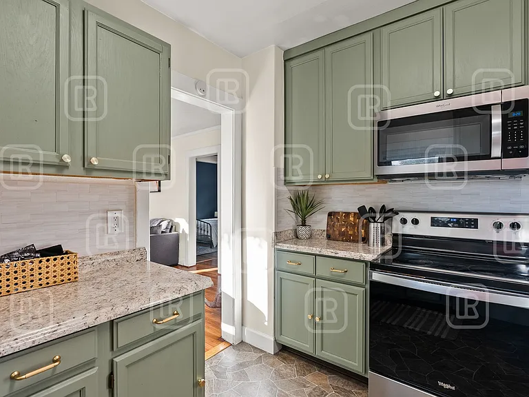 3903 N Jefferson St — Photo 8