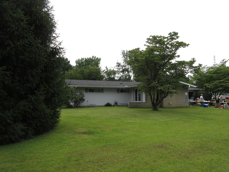 1st image of 351 Velma Ct