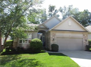 11428 Woodlark Cir, Painesville, OH 44077
