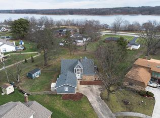 1390 Sugarberry Ct, Westerville, OH 43081