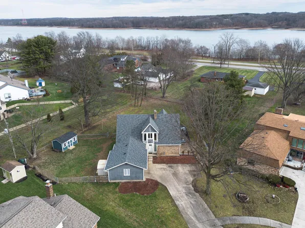 1390 Sugarberry Ct, Westerville, OH 43081