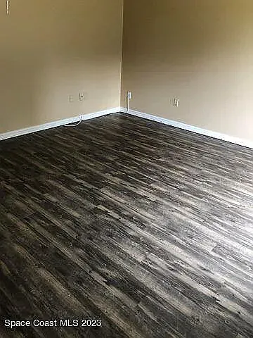2 bed, 888 sqft, $1,650 — Photo 3