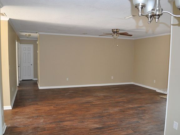 2nd image of 108 Pine Hills Dr