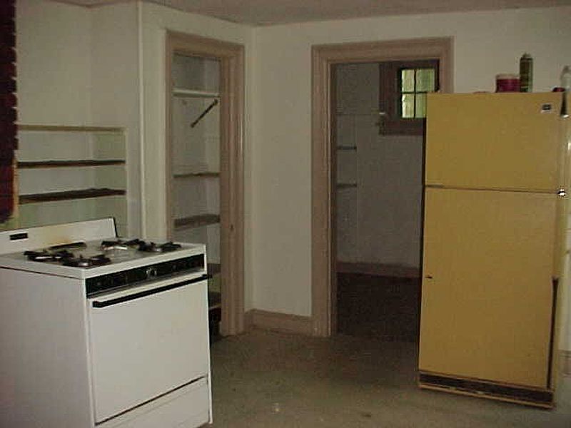 5th image of 377 ELK Street