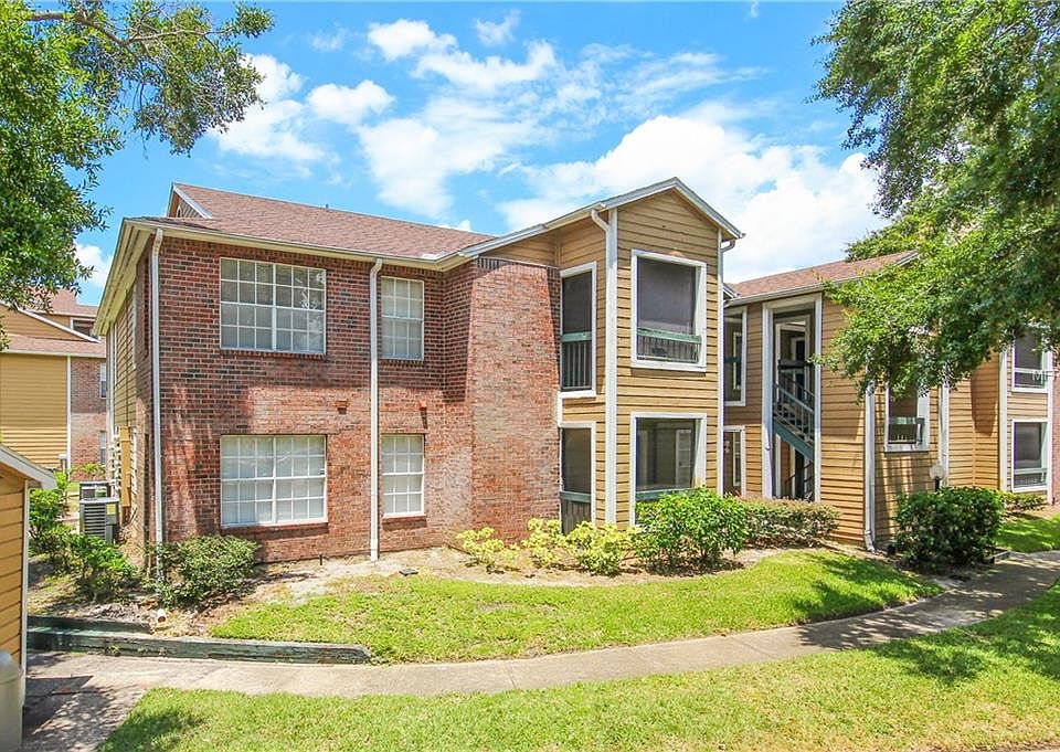 1st image of 4367 Thornbriar Ln APT 204