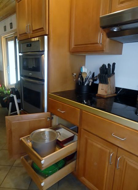 Pull out kitchen shelves!