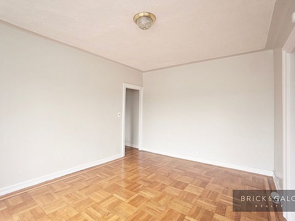 2nd image of 509 W 212th St APT 1H