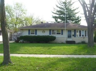 761 Cypress Dr, Aurora, IL 60506
