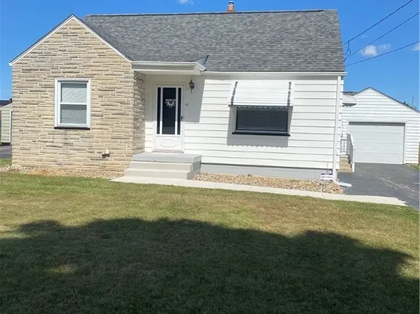55 Grimm Heights Ave, Struthers, OH 44471