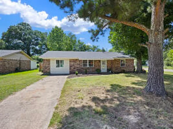 (undisclosed Address), Russellville, AR 72801