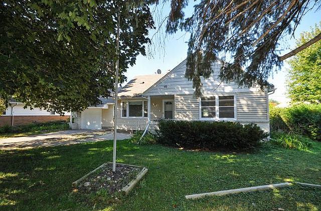 1st image of 1811 Hamline Ave N