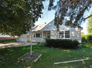 1811 Hamline Ave N, Falcon Heights, MN 55113