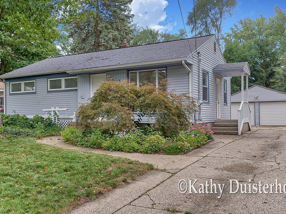 1st image of 866 48th St SE