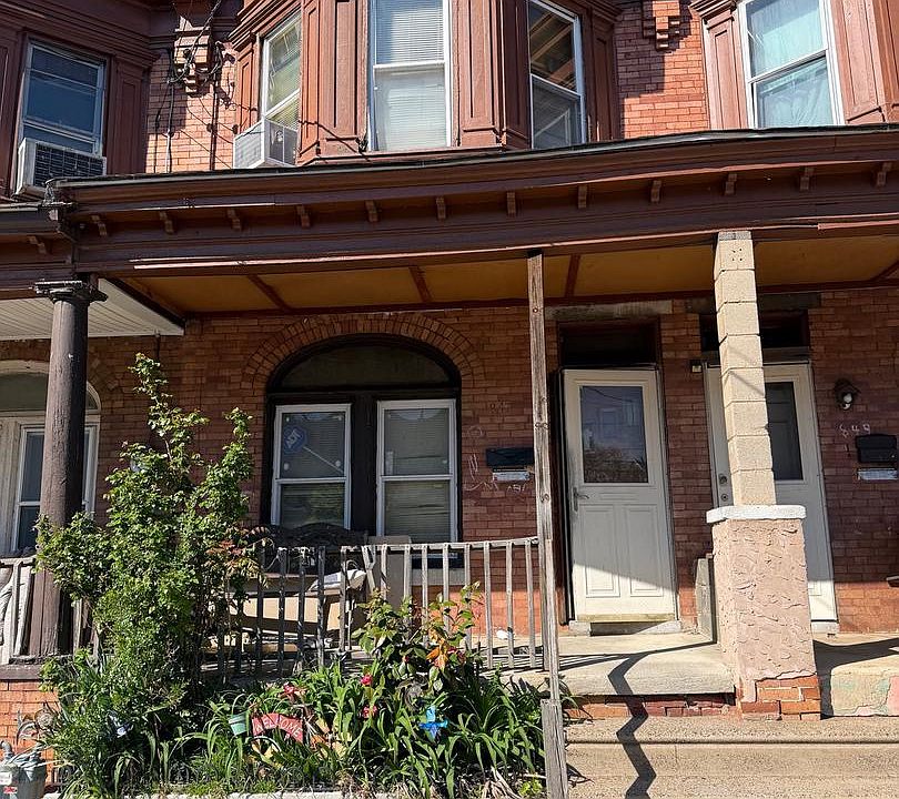 2nd image of 847 & 849 York St