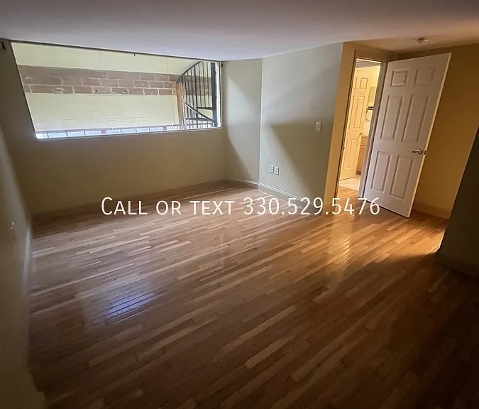 2404 Prospect Ave — Photo 88