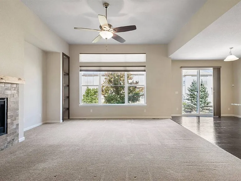 2274 Front Range Rd — Photo 3