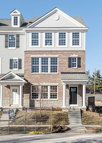 1st image of 3551 Bunker Dr #0