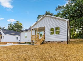 2206 Wrenn St, Burlington, NC 27215