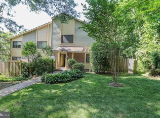 5722 Nordeen Oak Ct, Burke, VA 22015