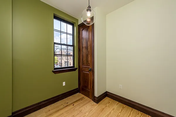 Rented by Nooklyn NYC LLC | media 20