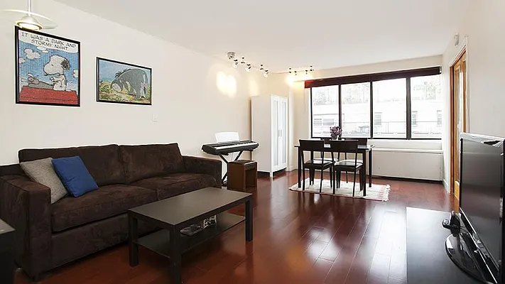 Sold by Fenwick Keats Real Estate | media 9