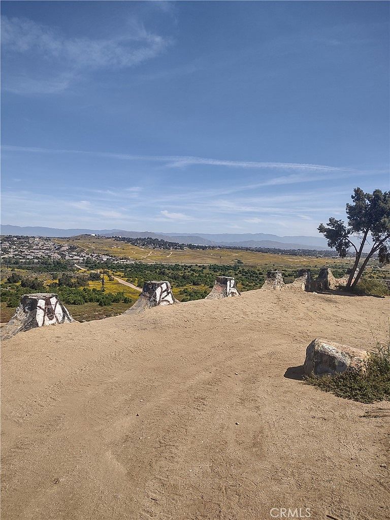 19455 Cajalco Rd 1, Perris, CA 92570 MLS DW23165965 Zillow