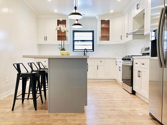 2nd image of 326 N Ogden Dr #326