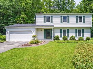 3645 Meadow Gtwy, Broadview Heights, OH