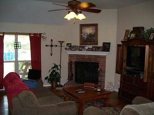 5th image of 15739 Brittain Ct