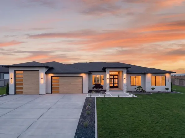 12407 Furlong Ln, Kennewick, WA 99338