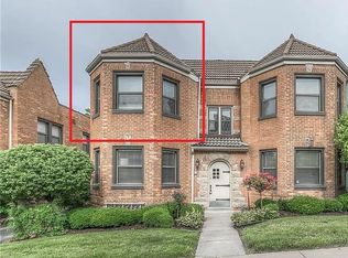 4502 Broadway St APT 2S, Kansas City, MO 64111