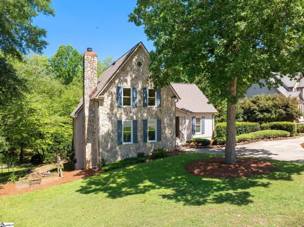 302 Golf View Ln, Greenville, SC 29609